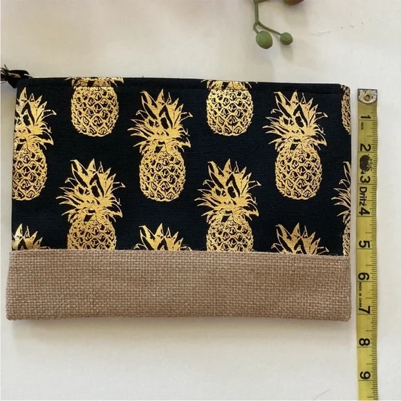 Black & Gold Foil Pineapple Wristlet/Cosmetic Bag - Picture 8 of 8